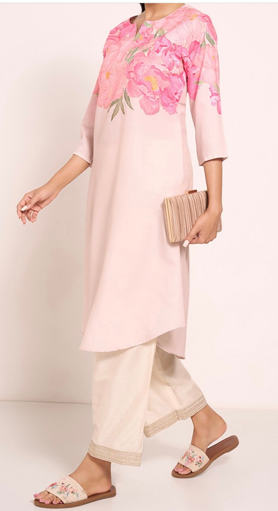 Women Thread Work Anarkali Kurta