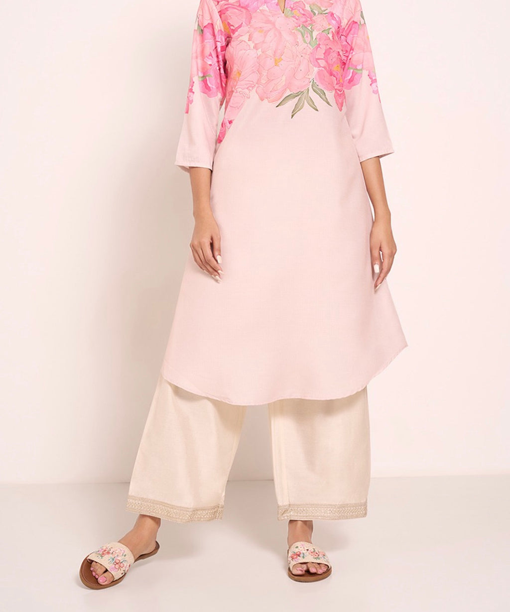 Women Thread Work Anarkali Kurta